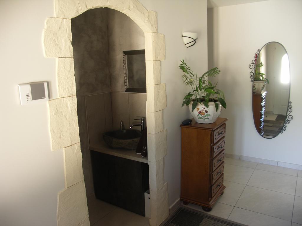 Chambres D'Hotes Le Saint O Detente Екстериор снимка